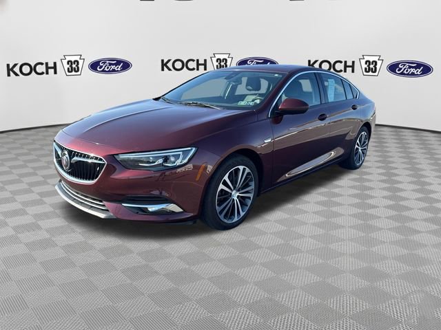 Used 2018 Buick Regal Essence w/ Driver Confidence Package #1 AWD/4WD image 3