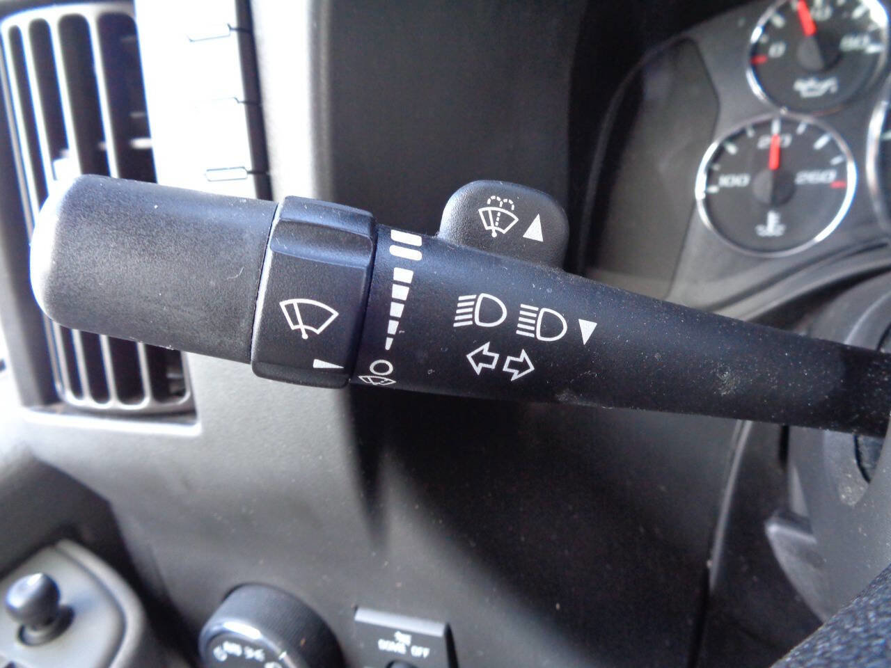 Used 2018 Chevrolet Express 3500 LS image 49