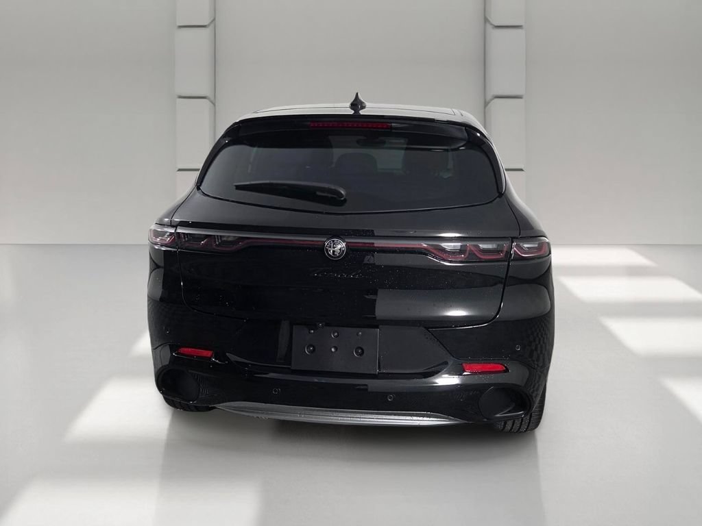 New 2026 Alfa Romeo Tonale w/ Active Assist Package AWD/4WD image 6