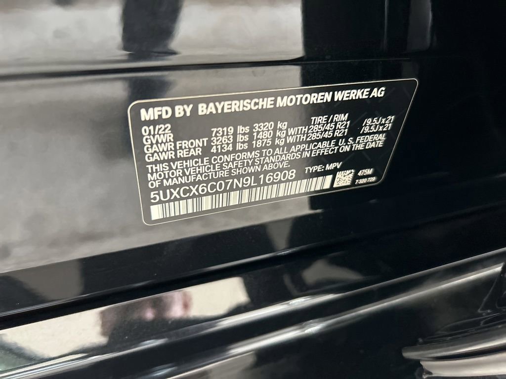 Used 2022 BMW X7 M50i w/ Dynamic Handling Package image 65