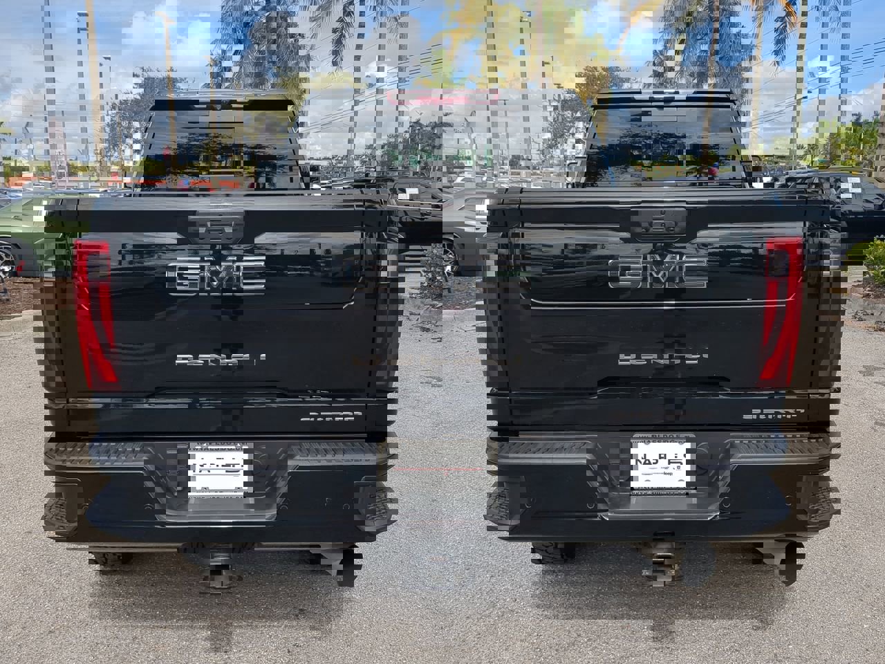 Used 2024 GMC Sierra 2500 Denali Ultimate image 6