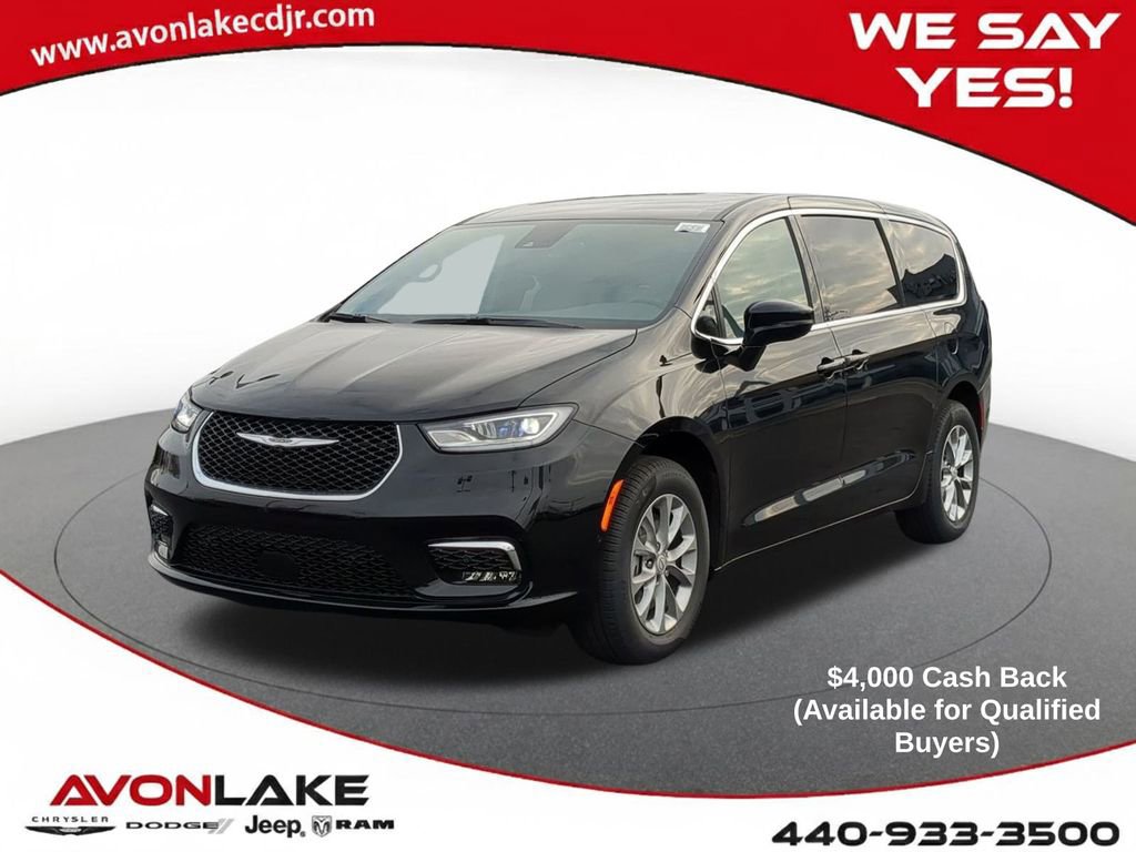 New 2026 Chrysler Pacifica Select image 1