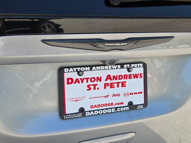 Certified 2020 Chrysler Pacifica Touring-L w/ S Appearance Package image 10