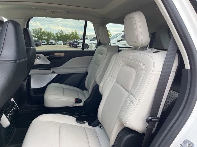 Used 2025 Lincoln Aviator Reserve w/ Luxury Package AWD/4WD image 27