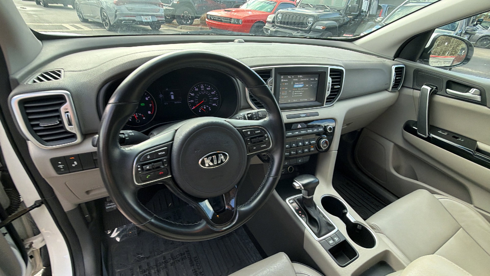 Used 2018 Kia Sportage EX image 25