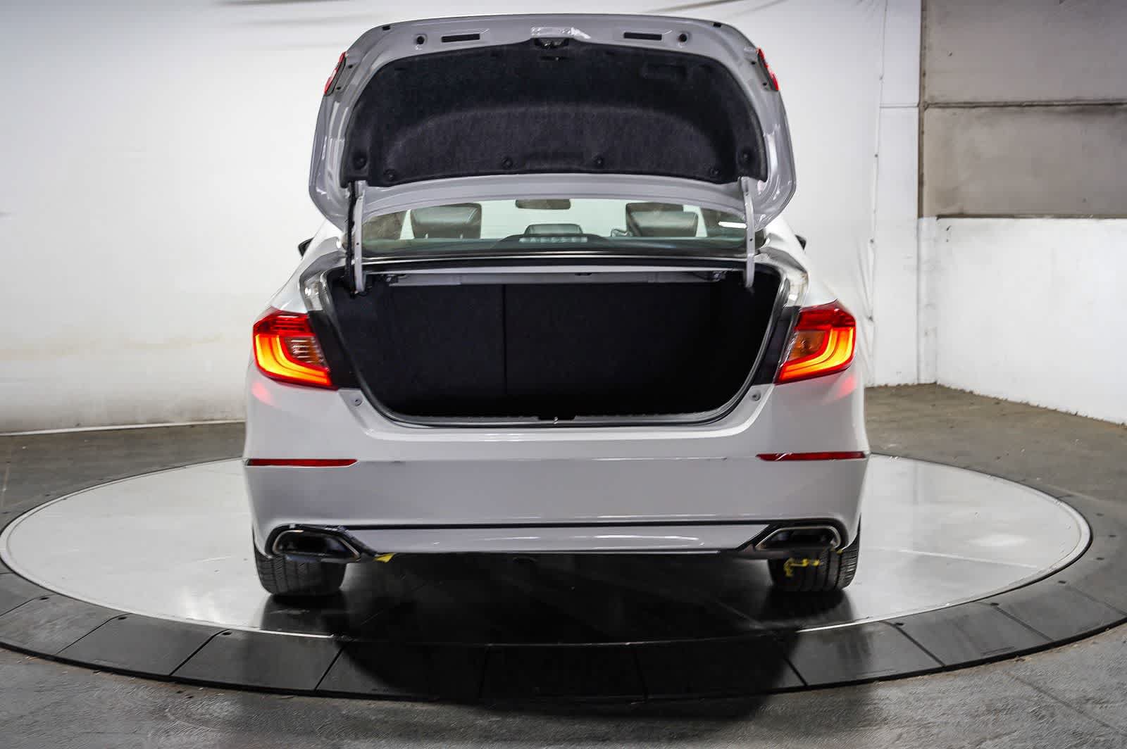 Used 2022 Honda Accord Sport image 26