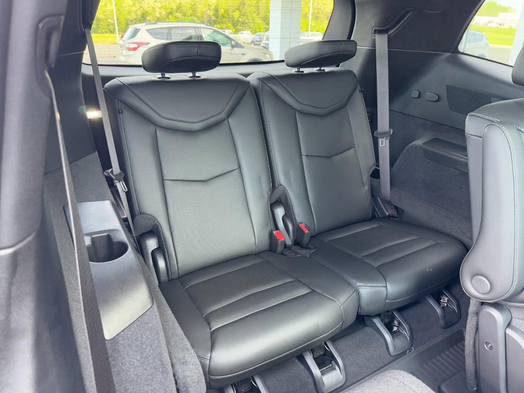 Used 2024 Cadillac XT6 Sport w/ LPO, Onyx Lite Package AWD/4WD image 14