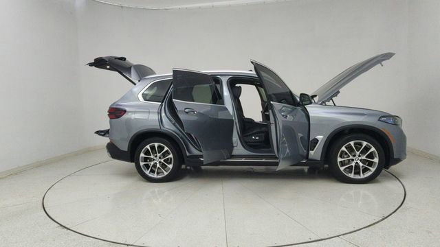Used 2024 BMW X5 sDrive40i image 77