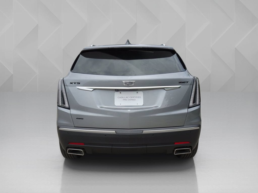 Certified 2024 Cadillac XT5 Luxury w/ LPO, Floor Liner Package AWD/4WD image 4
