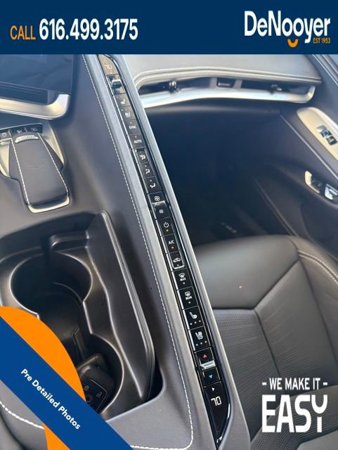 Used 2025 Chevrolet Corvette Stingray Premium Conv w/ Z51 Performance Package RWD image 13