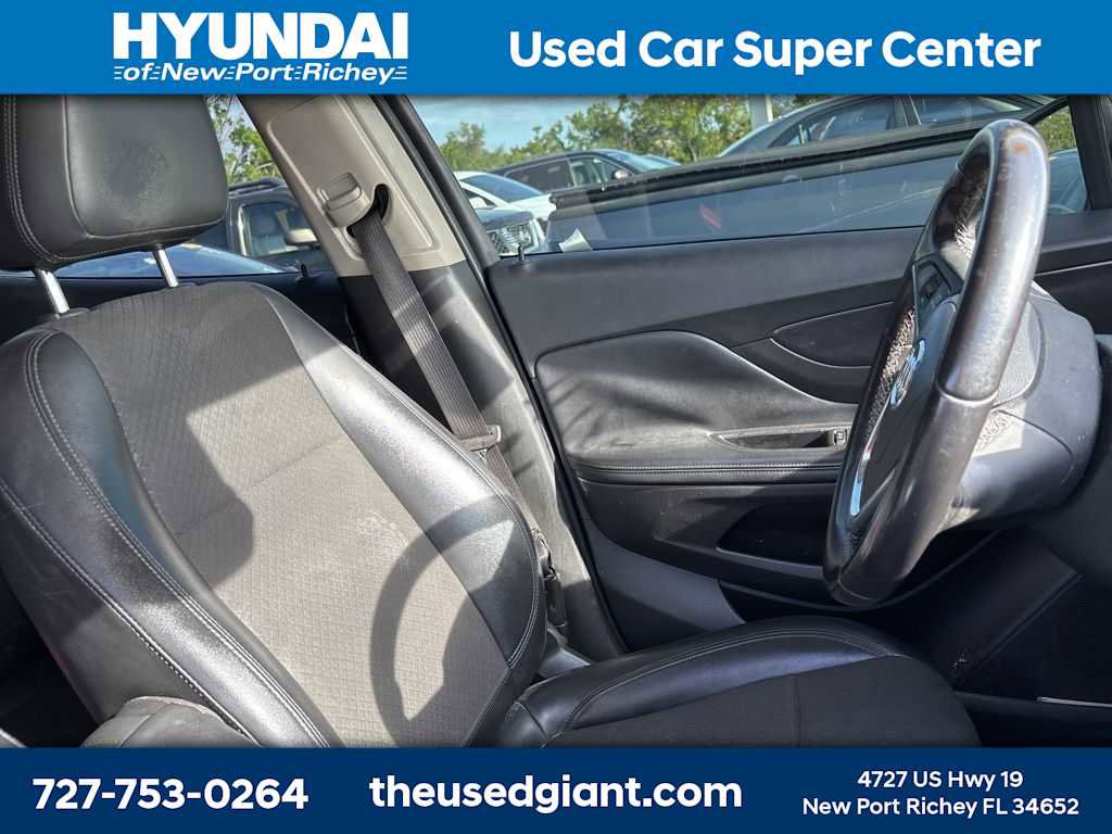 Used 2019 Buick Encore Preferred image 7