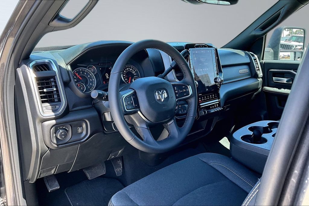 Used 2026 RAM 2500 Big Horn AWD/4WD image 4