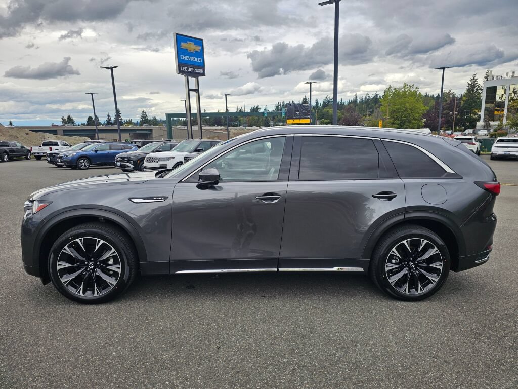 Certified 2025 MAZDA CX-90 Plug-In Hybrid w/ Premium Plus AWD/4WD image 8