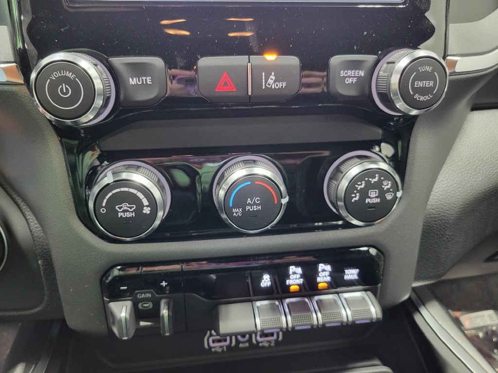 New 2026 RAM 1500 Big Horn AWD/4WD image 15
