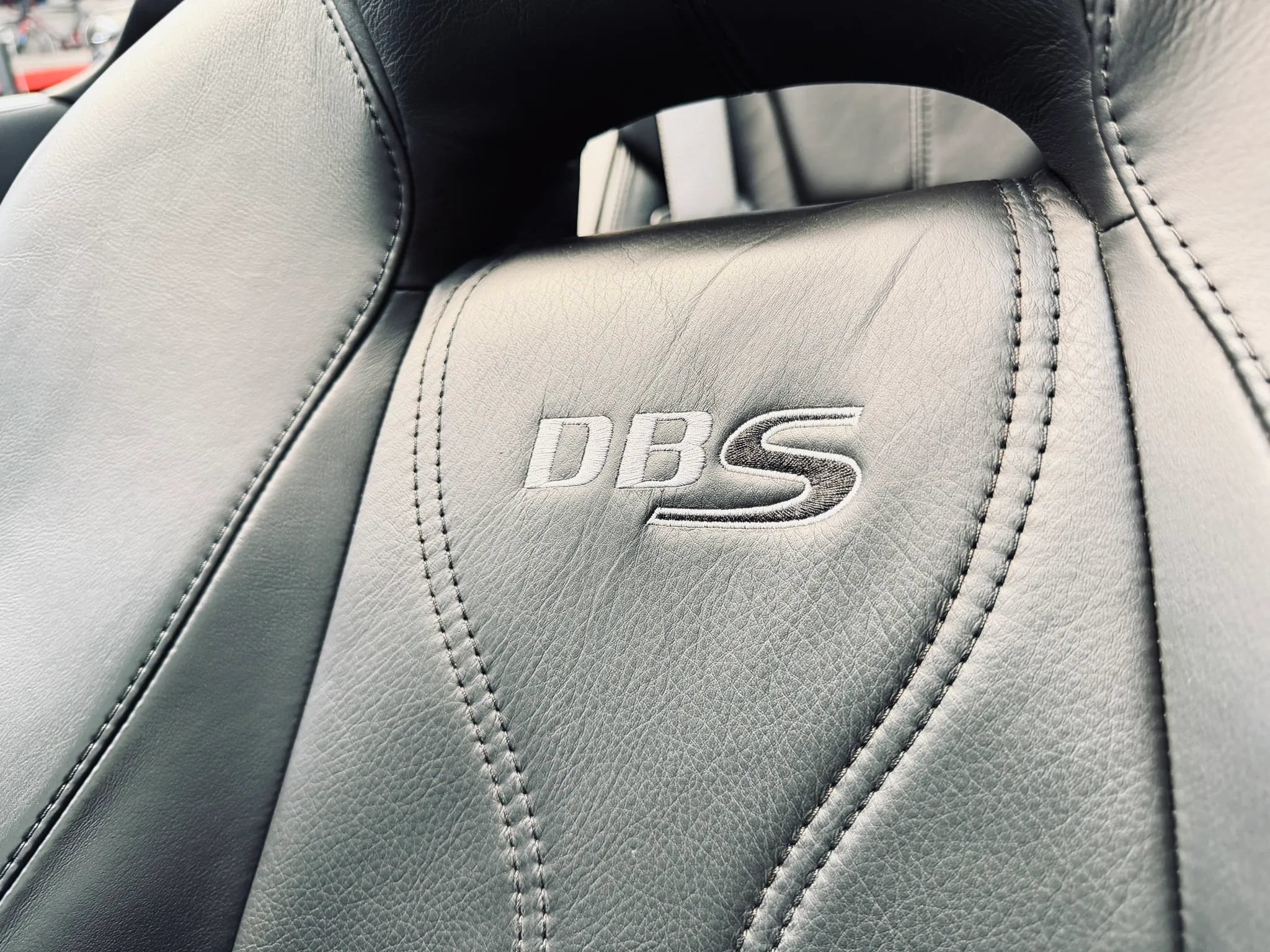 Used 2012 Aston Martin DBS Volante RWD image 30