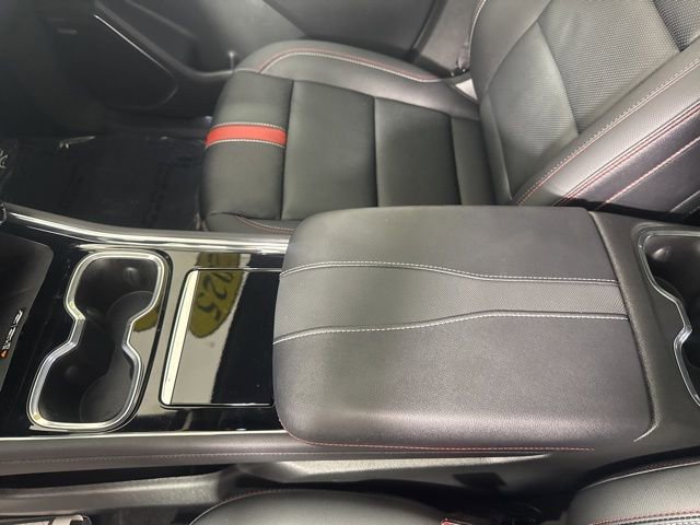 Used 2025 Chevrolet Traverse RS image 45