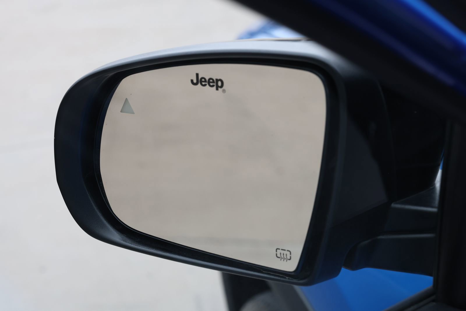 Used 2025 Jeep Compass Latitude w/ Altitude Special Edition image 9