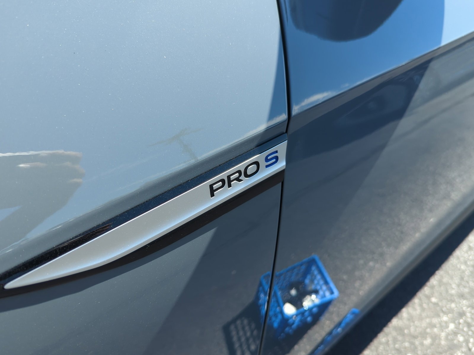 New 2025 Volkswagen ID.4 Pro S RWD image 22