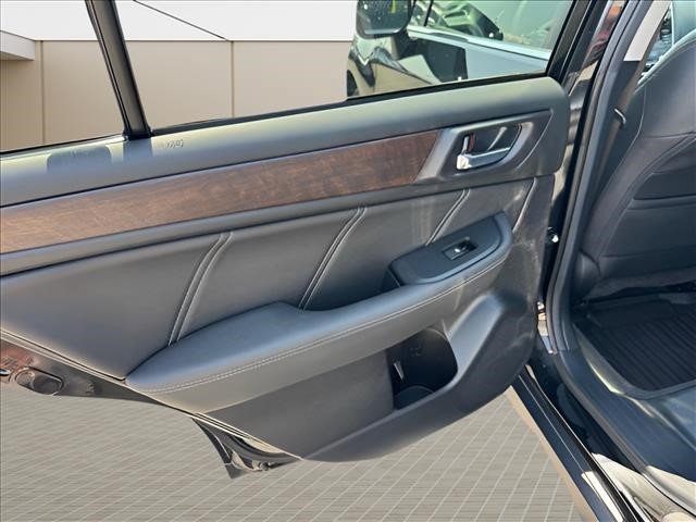 Used 2019 Subaru Outback 2.5i Limited w/ Popular Package #2 AWD/4WD image 13