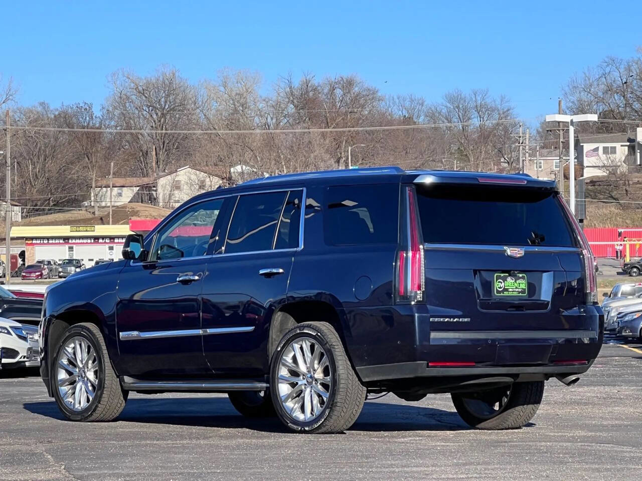 Used 2020 Cadillac Escalade Luxury image 6