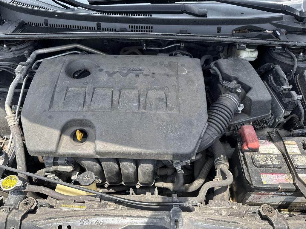 Used 2014 Toyota Corolla LE FWD image 57
