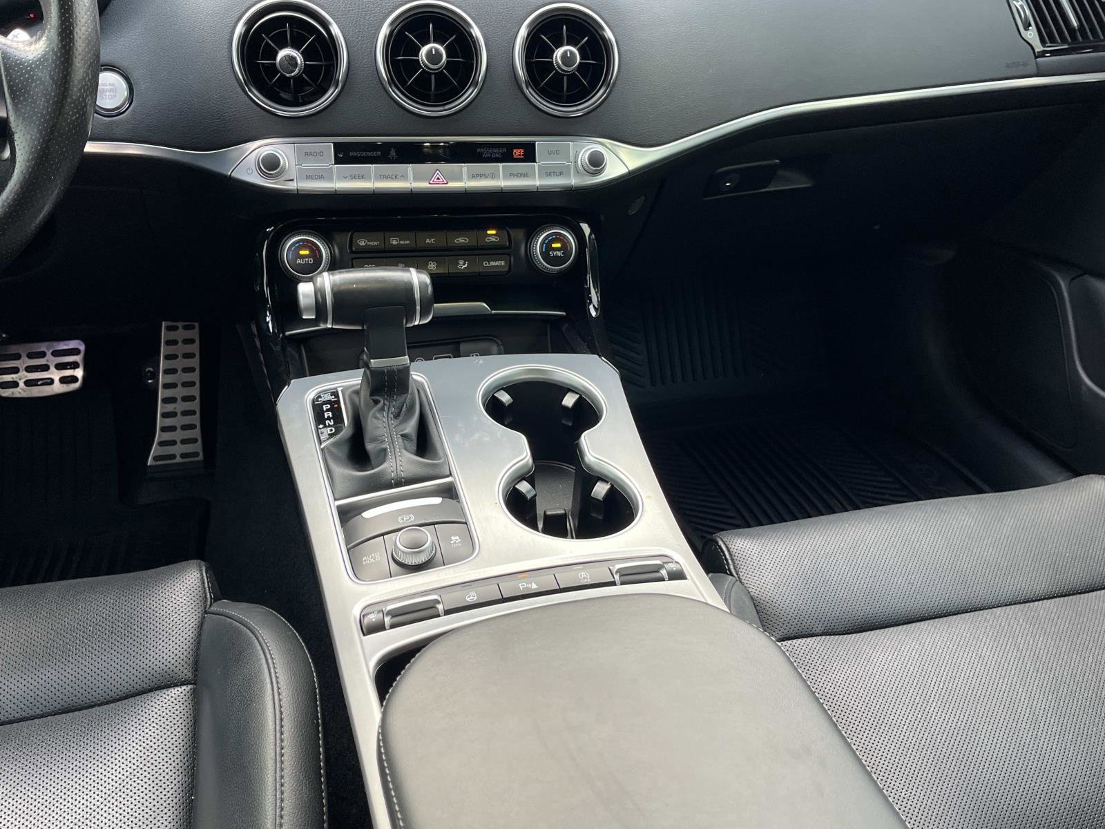 Used 2019 Kia Stinger GT image 11