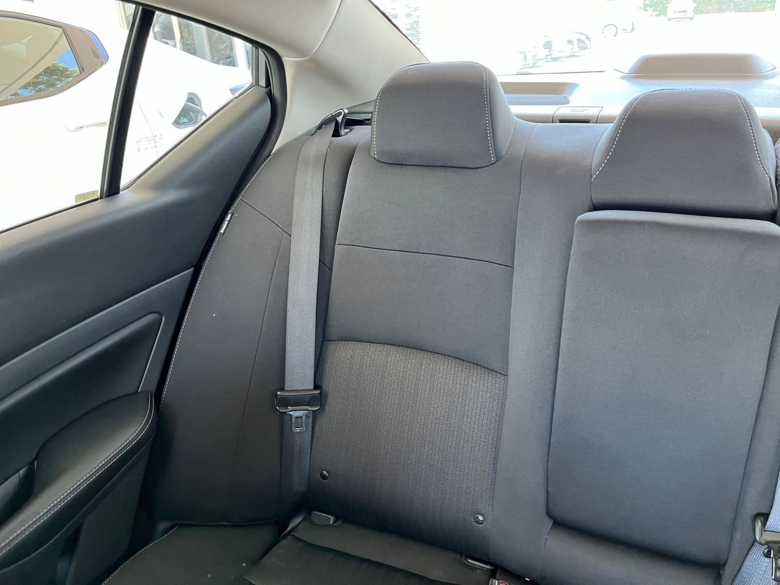 Used 2025 Nissan Altima 2.5 SV FWD image 40