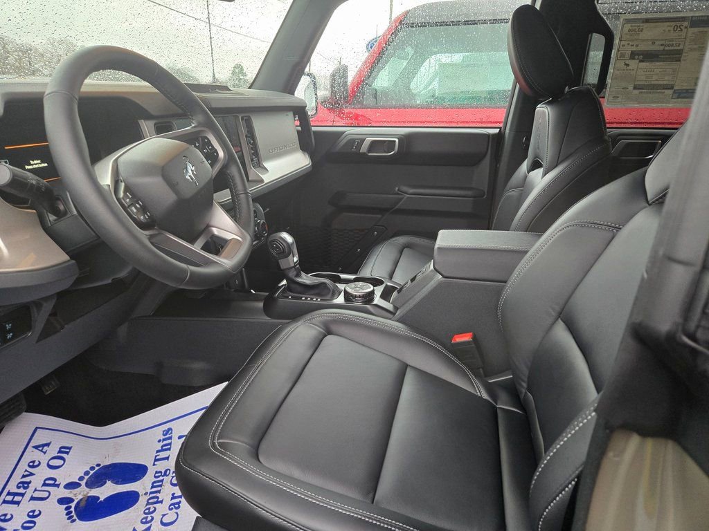 New 2025 Ford Bronco Outer Banks AWD/4WD image 7