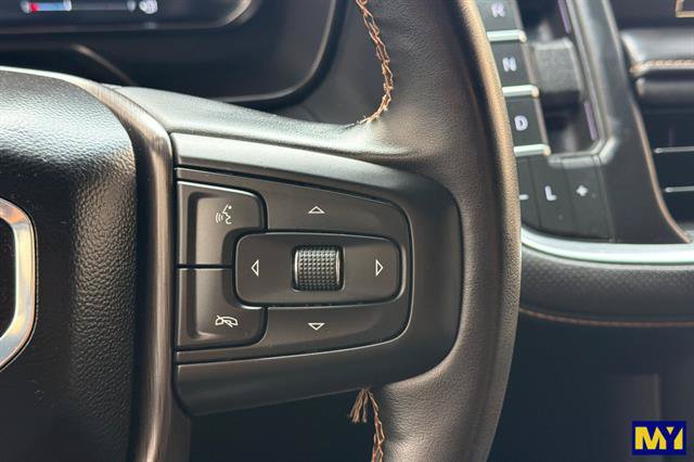 Certified 2024 GMC Yukon XL AT4 w/ AT4 Premium Plus Package AWD/4WD image 32