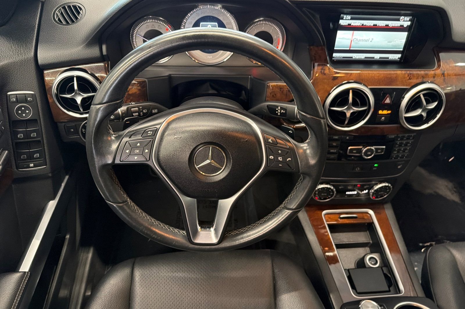 Used 2015 Mercedes-Benz GLK 350 4MATIC image 16