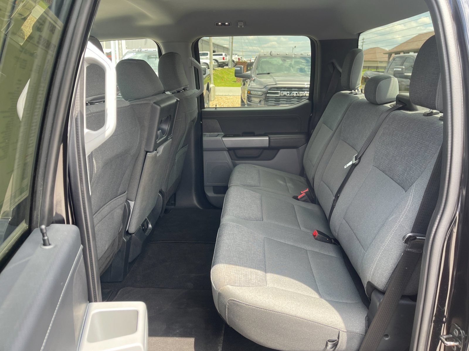 Used 2024 Ford F150 XLT AWD/4WD image 14