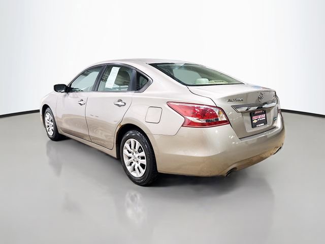 Used 2013 Nissan Altima 2.5 S FWD image 8