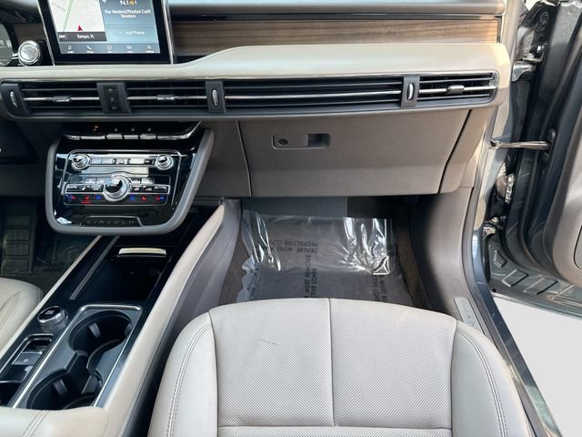 Used 2022 Lincoln Corsair Reserve w/ Equipment Group 201A FWD image 19