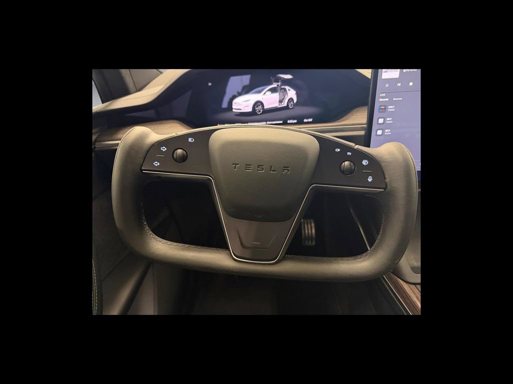 Used 2022 Tesla Model X AWD/4WD image 14