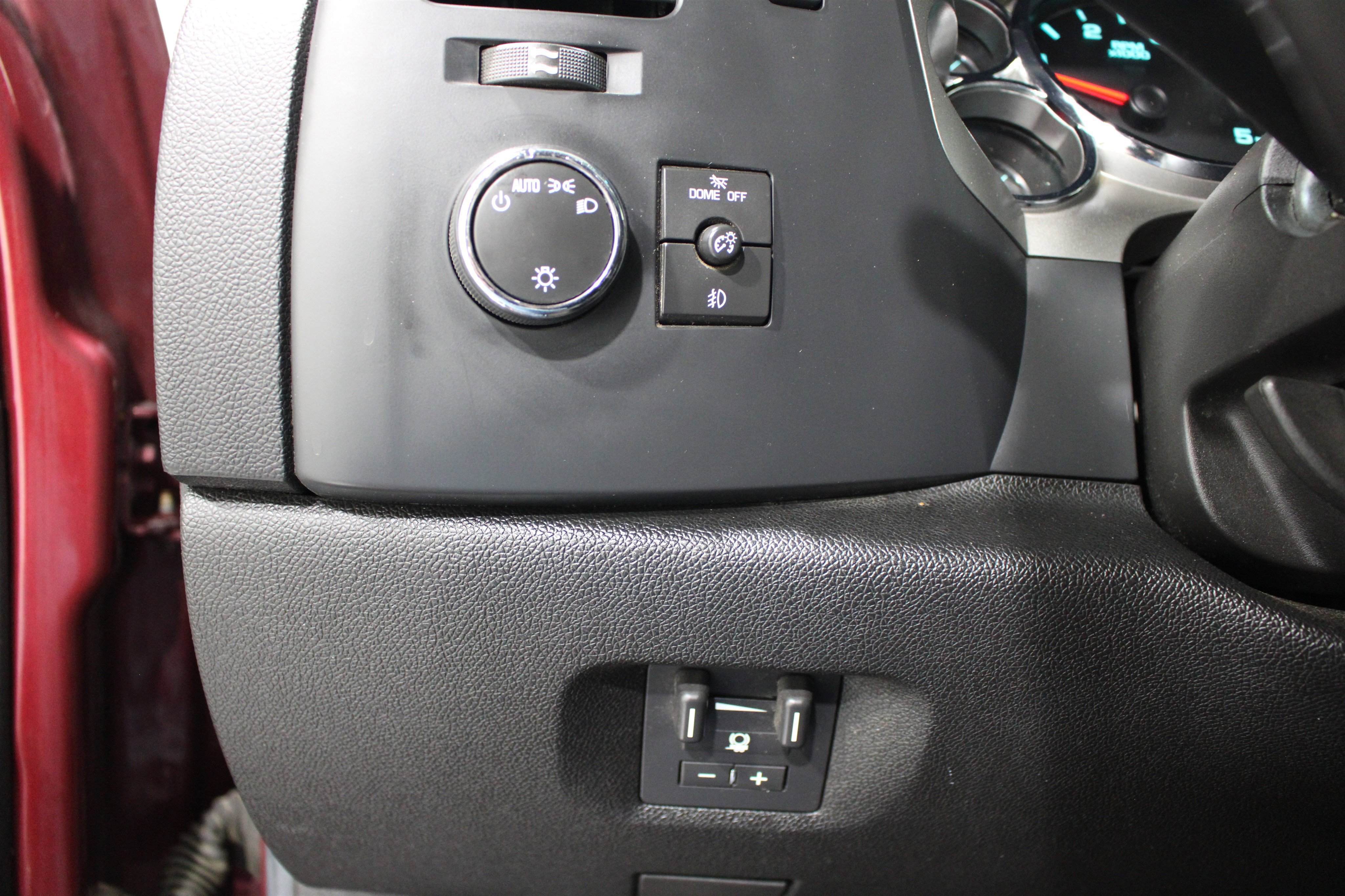 Used 2008 Chevrolet Silverado 2500 LT w/ 1LT Convenience Package image 7