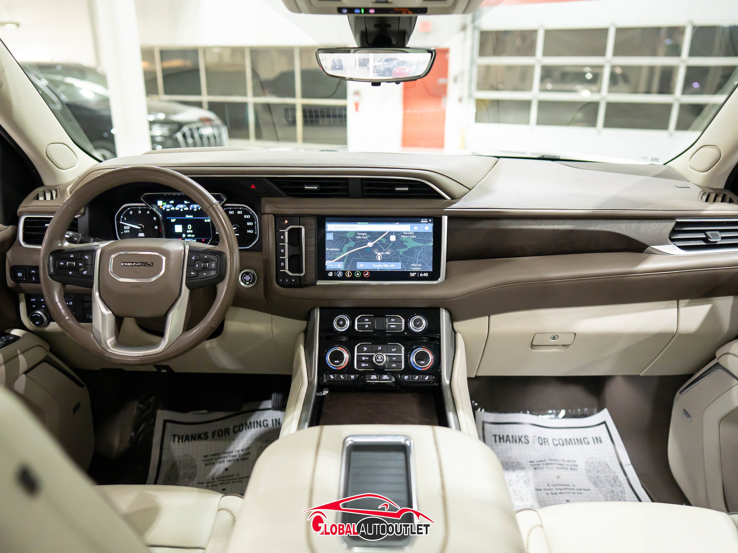 Used 2021 GMC Yukon XL Denali w/ Denali Ultimate Package AWD/4WD image 14