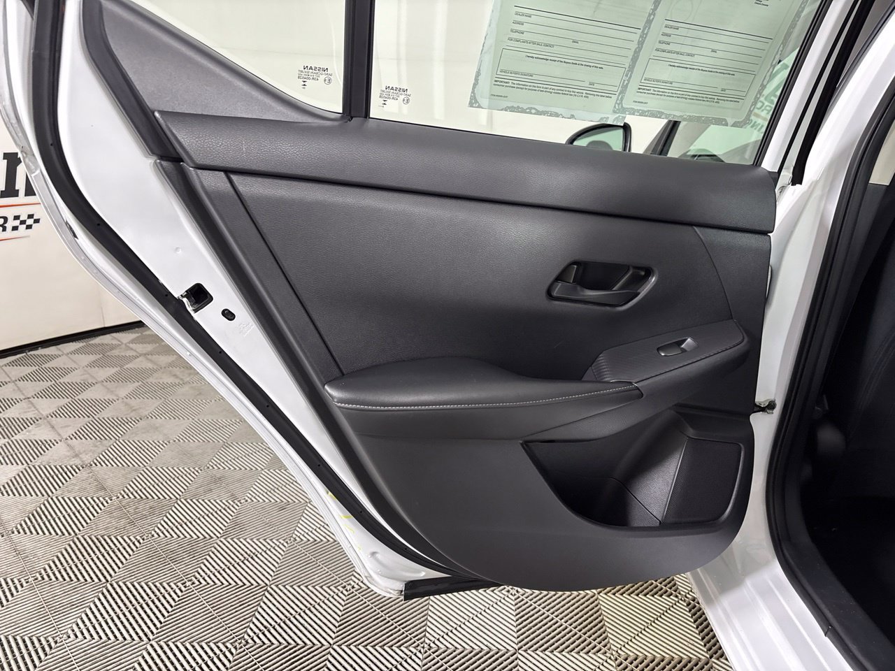 Used 2024 Nissan Sentra SV FWD image 22