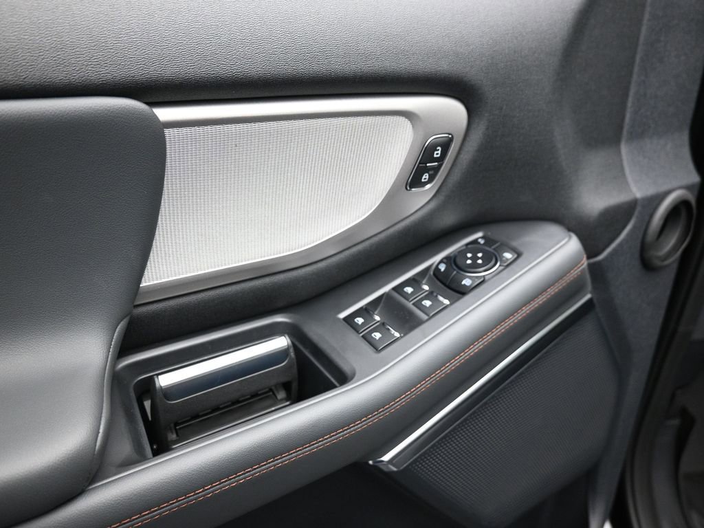 New 2025 Ford Expedition Max Active image 10