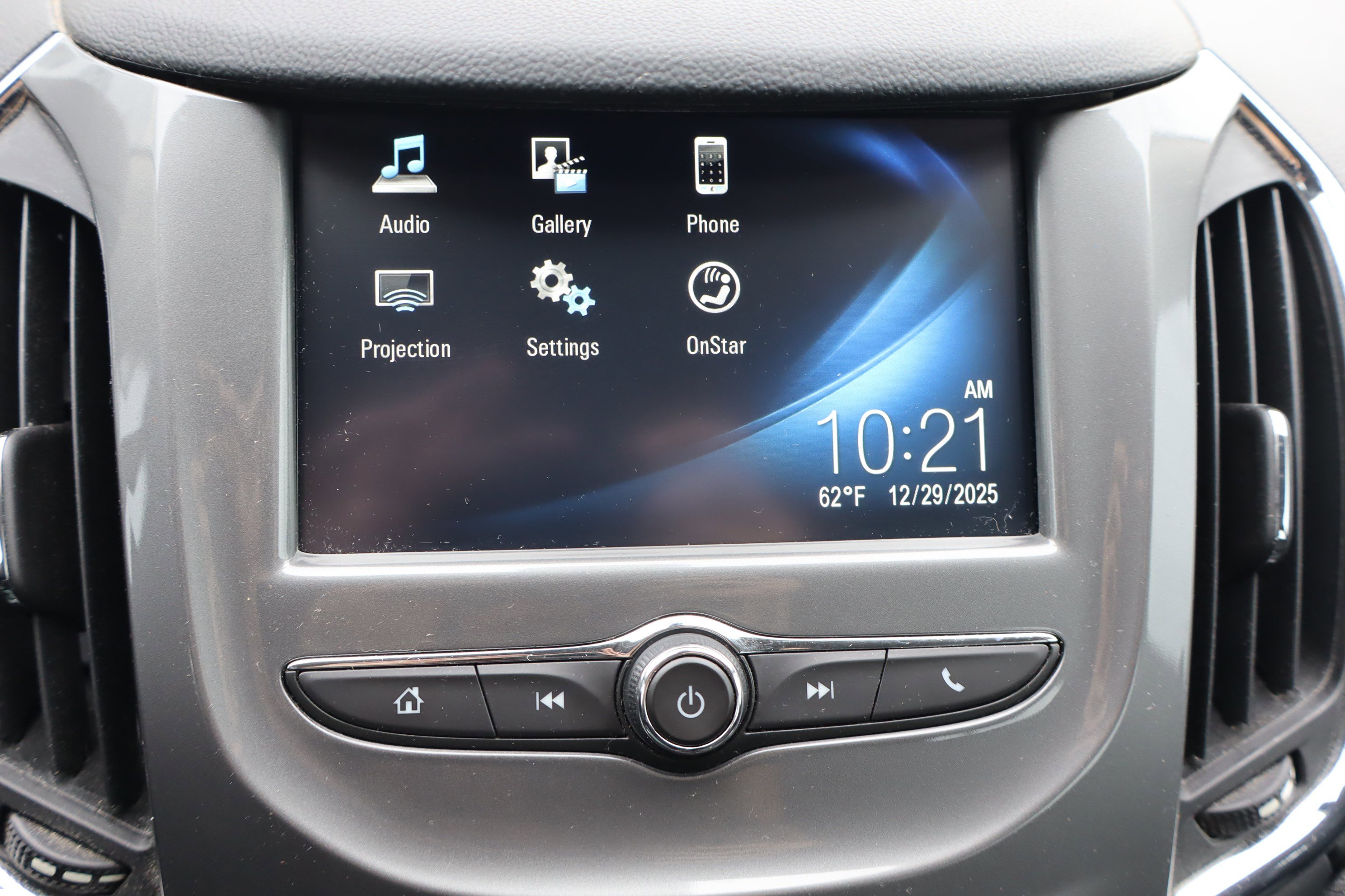 Used 2018 Chevrolet Cruze LT w/ Convenience Package image 25