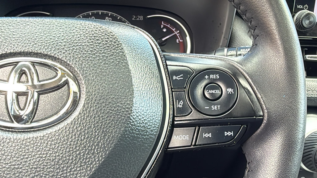 Used 2024 Toyota RAV4 XLE Premium FWD image 33