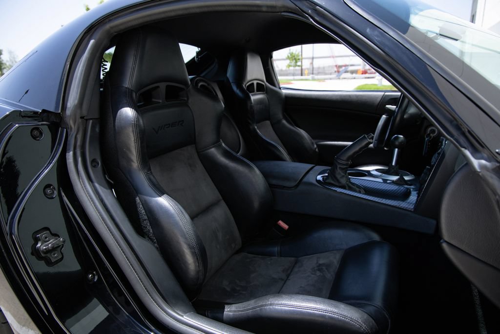 Used 2006 Dodge Viper SRT-10 RWD image 24