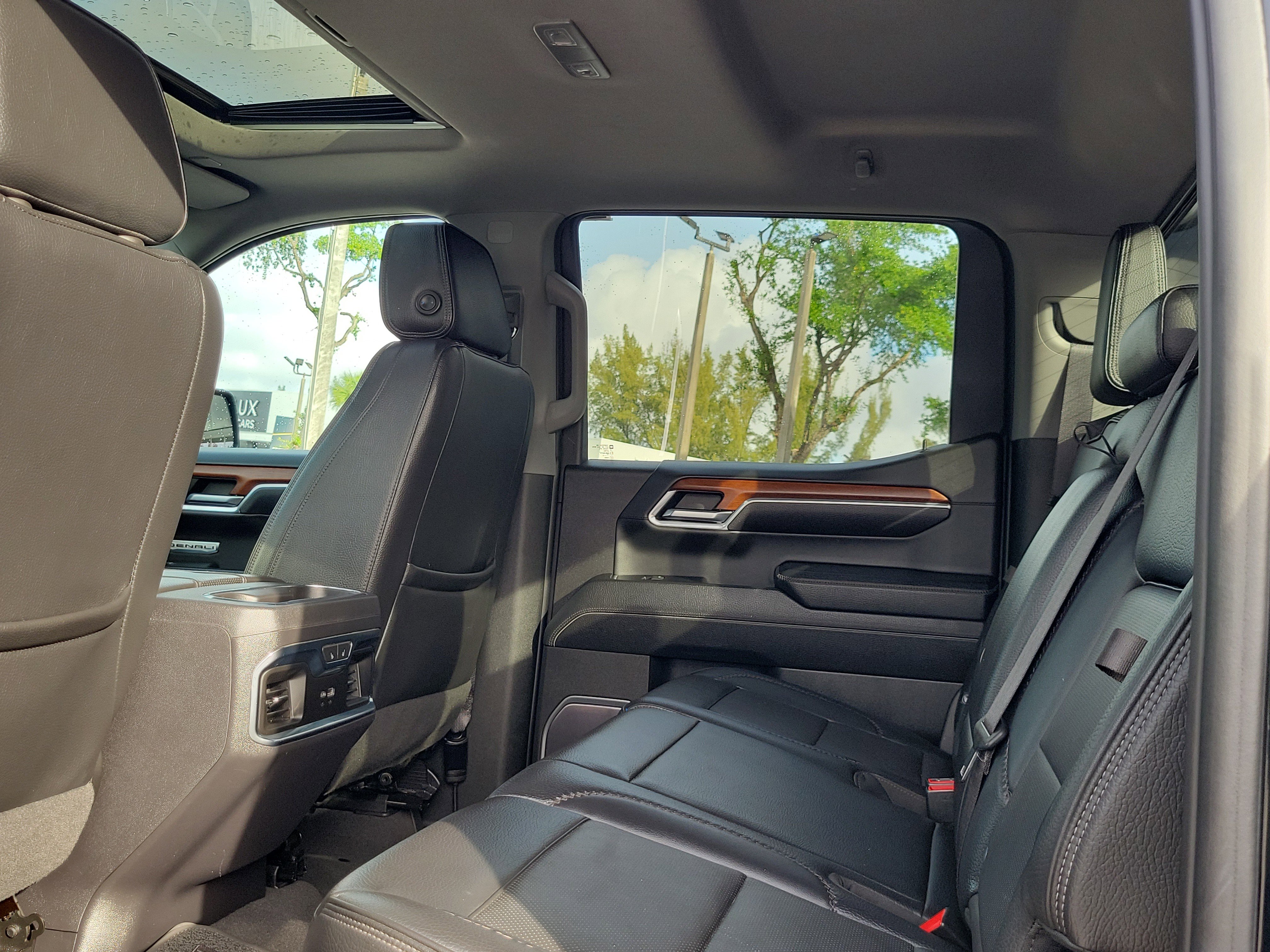 Used 2023 GMC Sierra 1500 Denali w/ Denali Reserve Package image 15