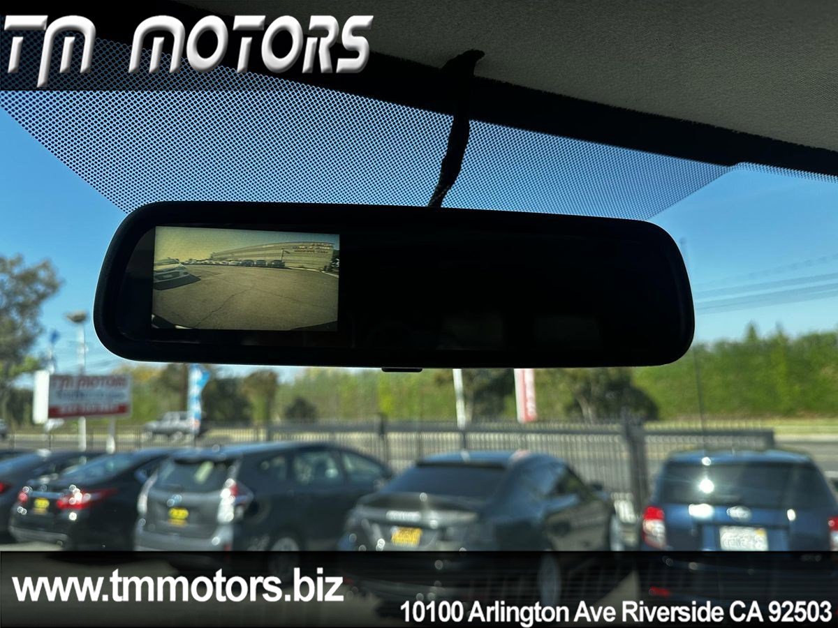 Used 2019 Chevrolet Express 2500 Extended image 8