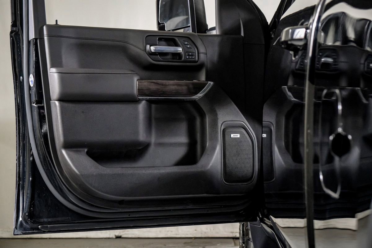 Used 2022 Chevrolet Silverado 2500 LTZ w/ LTZ Plus Package image 33