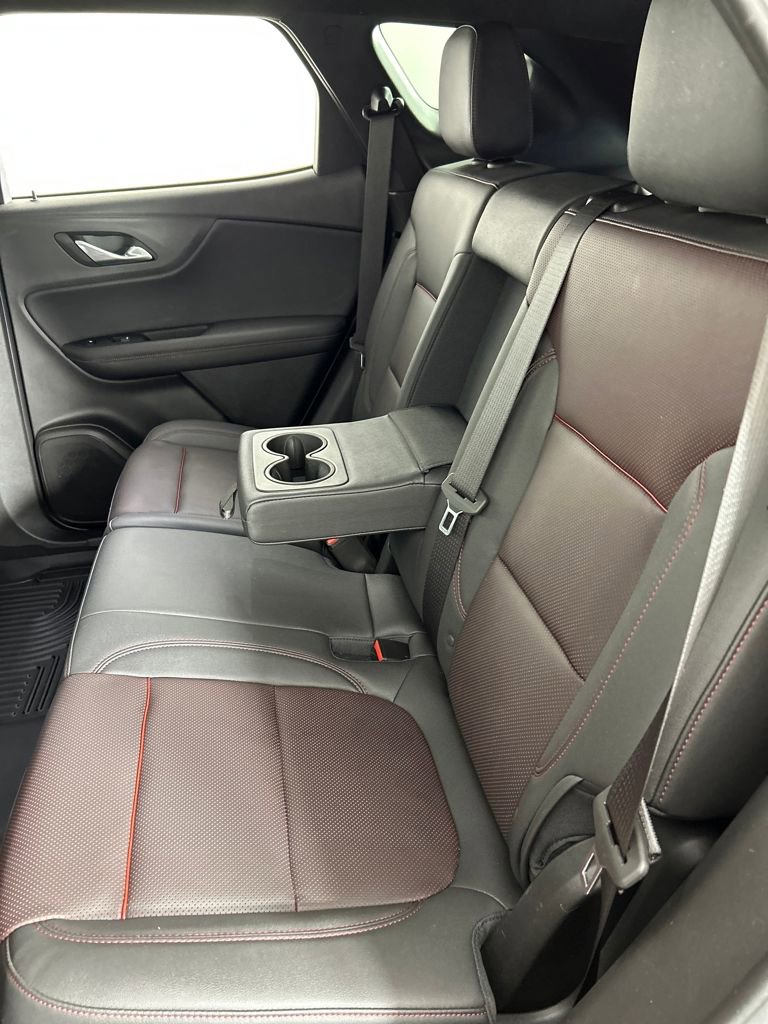 Used 2024 Chevrolet Blazer RS w/ Enhanced Convenience Package image 17