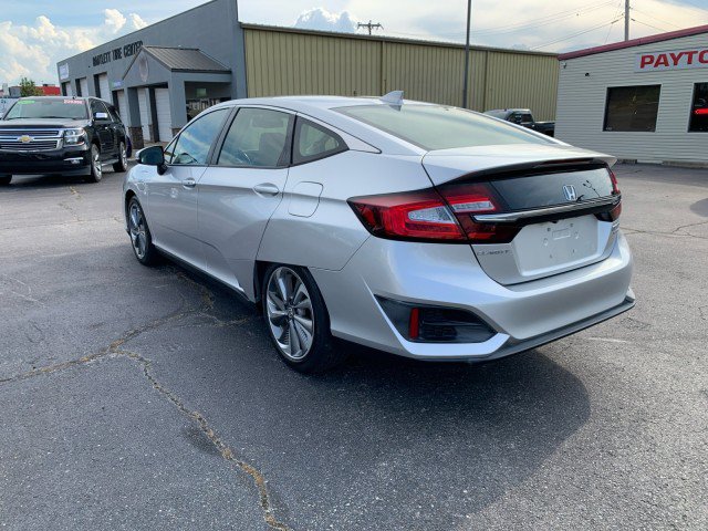 Used 2018 Honda Clarity Touring image 2