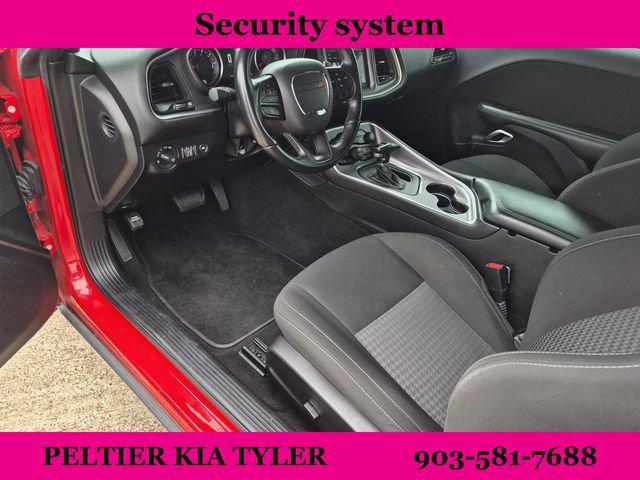 Used 2022 Dodge Challenger GT RWD image 18