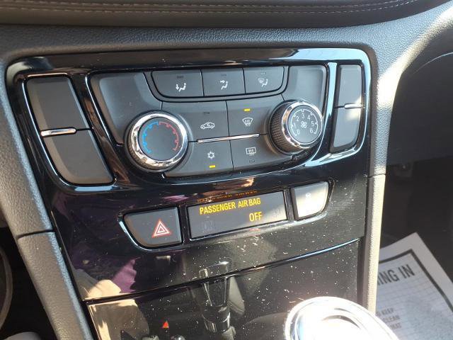 Used 2022 Buick Encore Preferred w/ Safety Package image 22