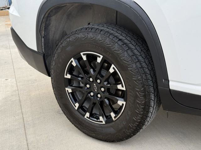 Used 2025 Chevrolet Traverse Z71 w/ Driver Confidence Package image 12