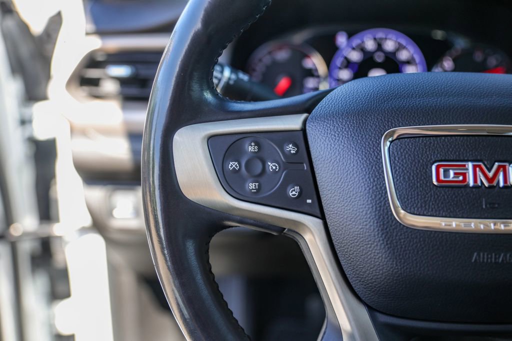 Used 2022 GMC Acadia Denali w/ Denali Ultimate Package image 14